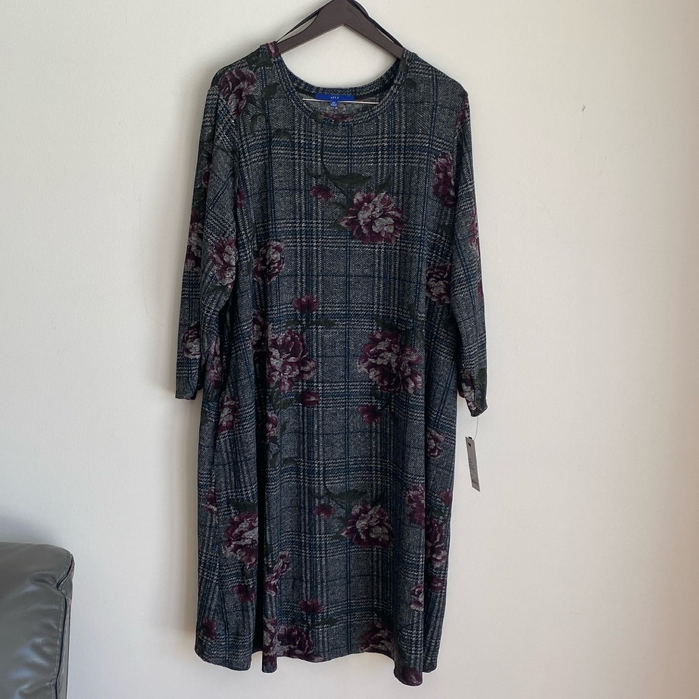 Grey floral business casual dress with pockets. New with tags.